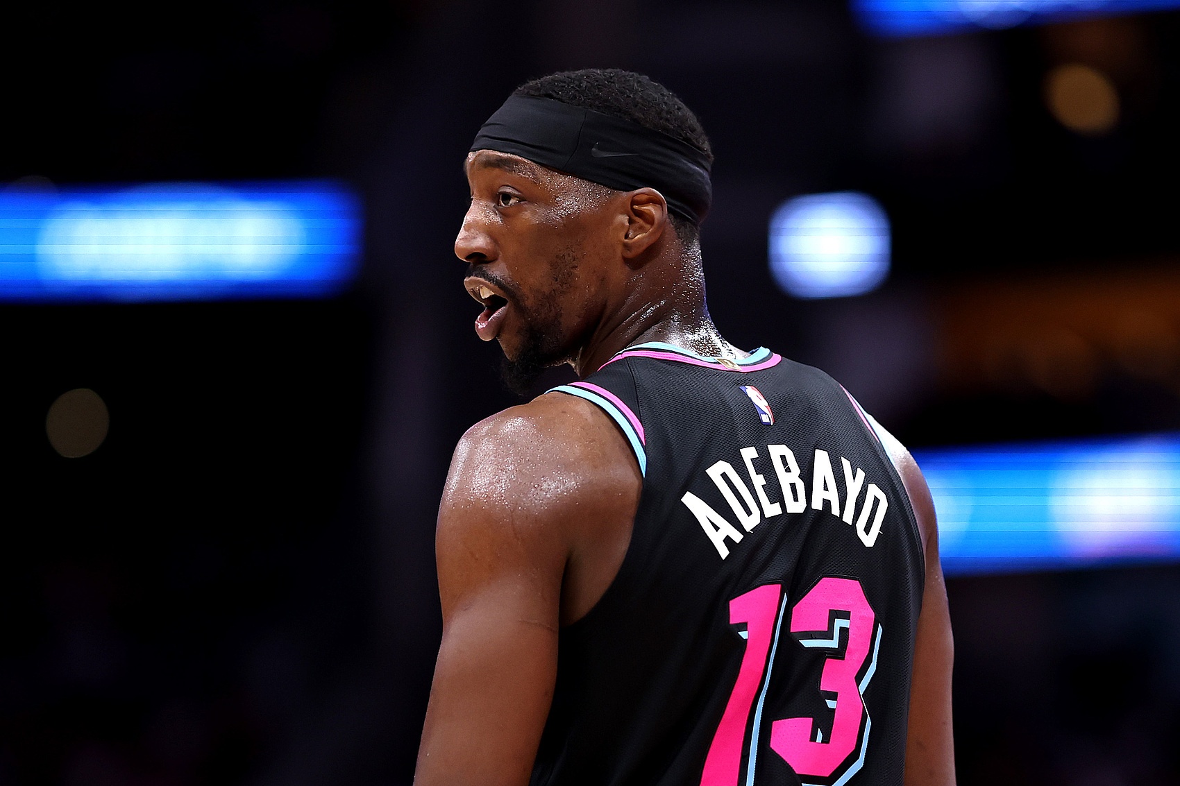 百家乐官方网-对球队的担忧程度？阿德巴约：我们不够努力 我们只能继续前进