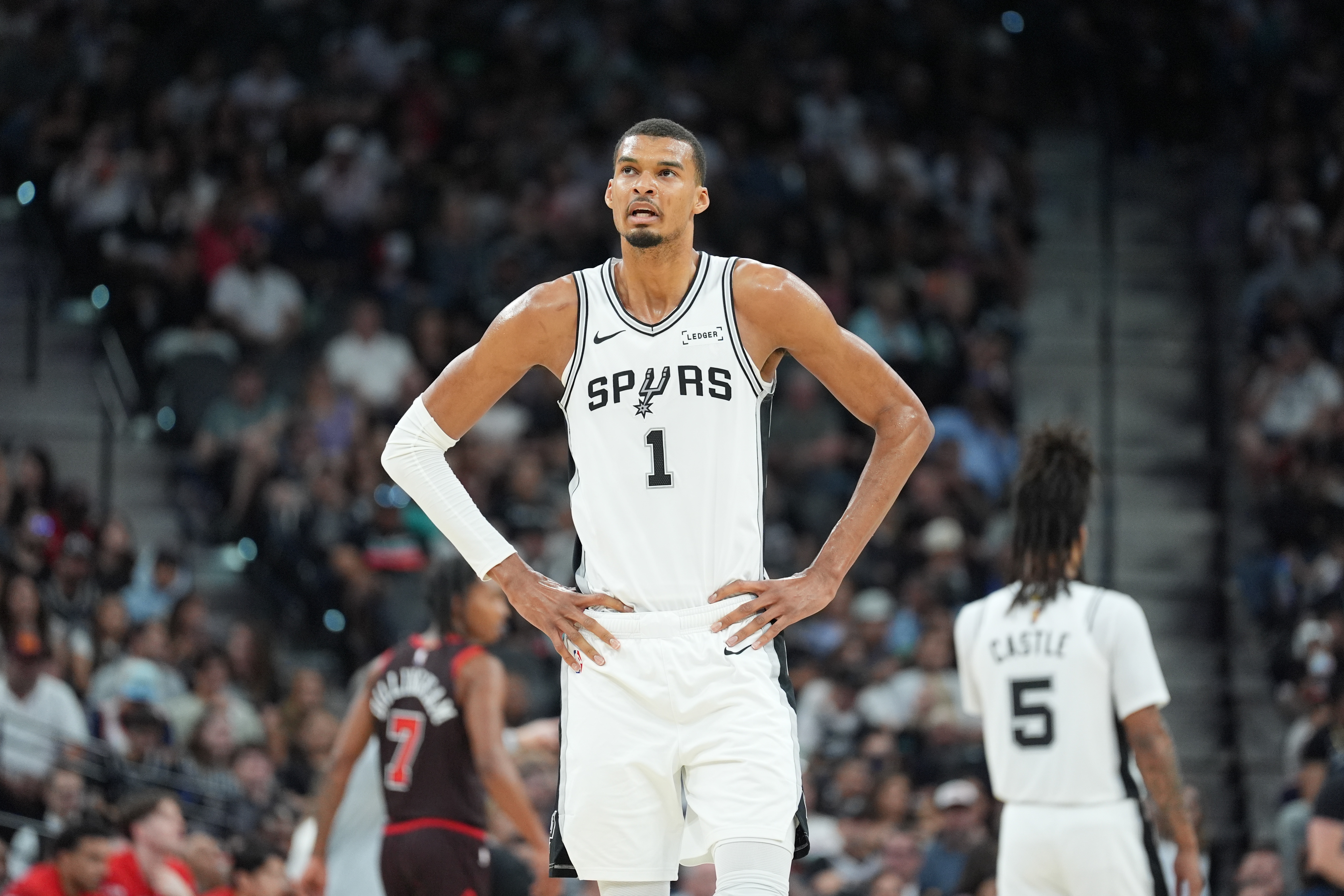 Baccarat-文班谈65场规则：不设置场次限制也合理 75%出场比例可能比较合适